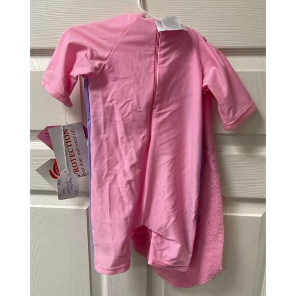 NEW SUPERGIRL UVA Swimwear with Beach Towel. BB10 NWT - Picture 2 of 4